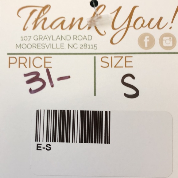 NWT POL Distressed BlueTank Top - Picture 10 of 10